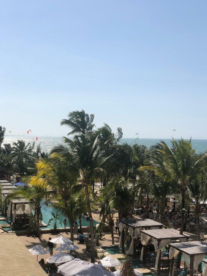 Beach Place - Cumbuco Apto 109 Decorado A 200M Da Praia Кумбуко Экстерьер фото